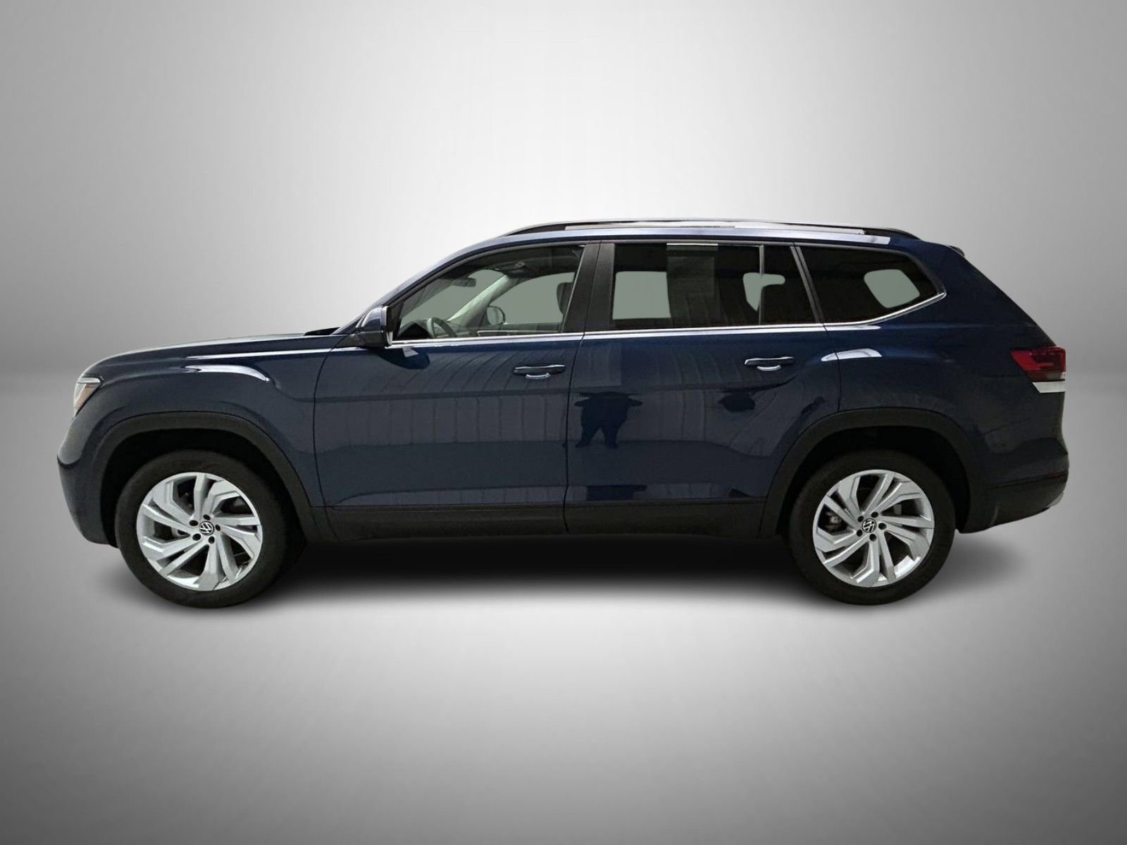 Used 2023 Volkswagen Atlas SE image 8