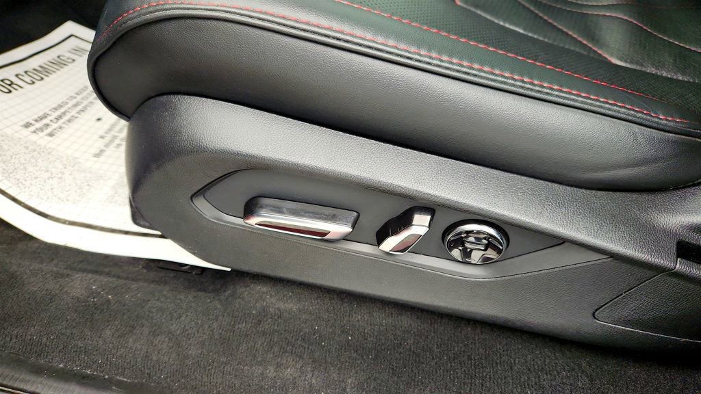 Used 2025 Acura MDX A-Spec image 12