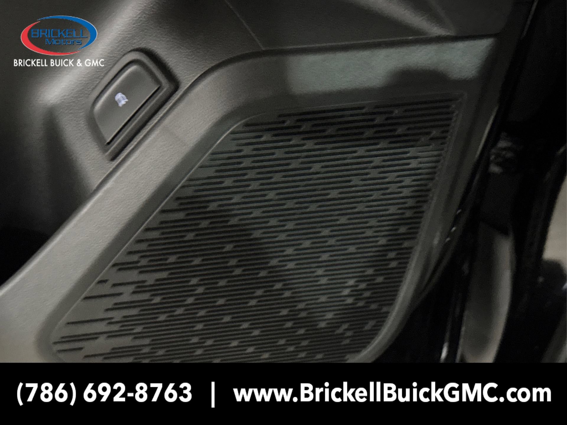 New 2026 GMC Terrain AT4 w/ Convenience Package III image 33