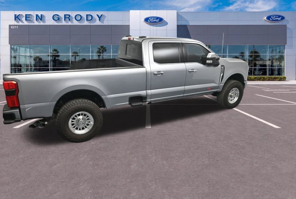 Used 2023 Ford F350 Platinum AWD/4WD image 13