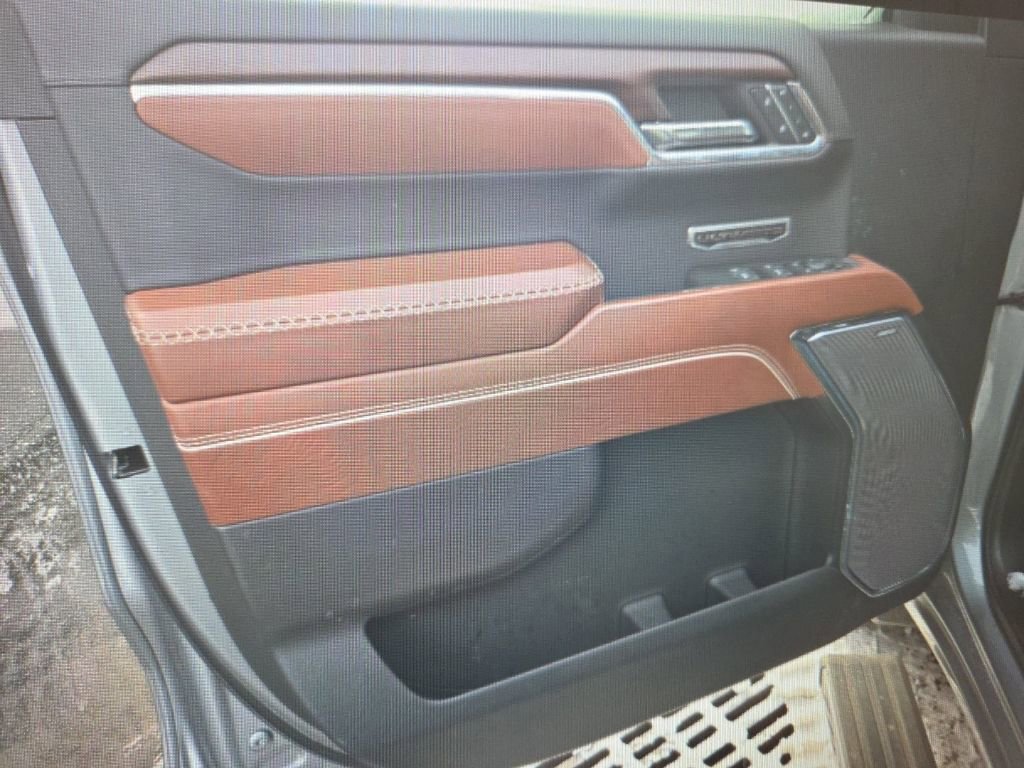 Used 2024 GMC Sierra 1500 Denali Ultimate image 16