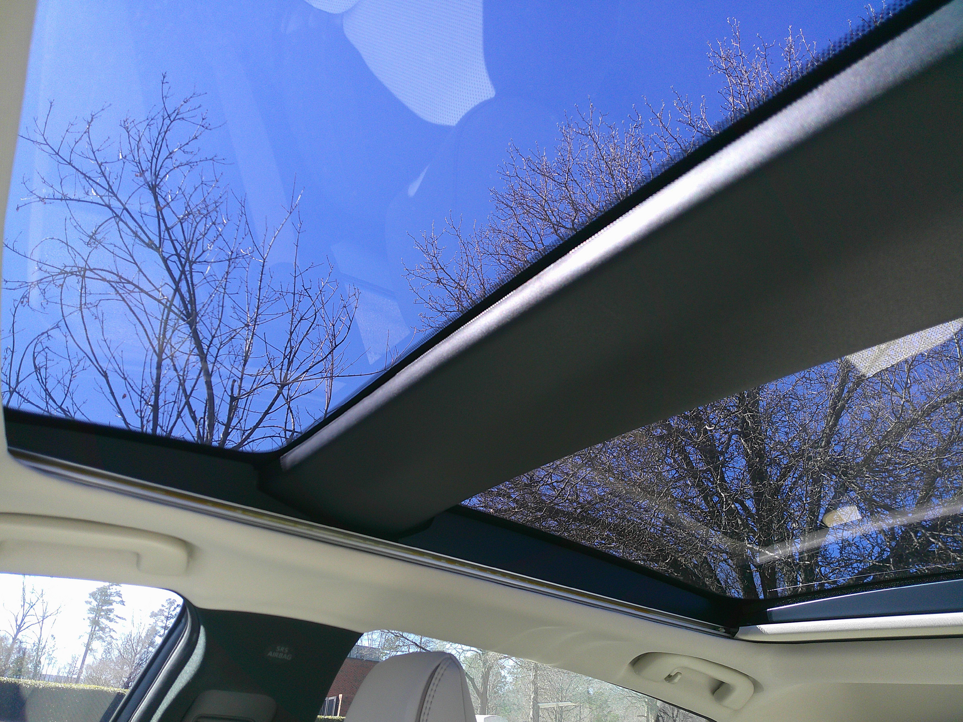 Used 2023 Toyota Crown Limited image 29