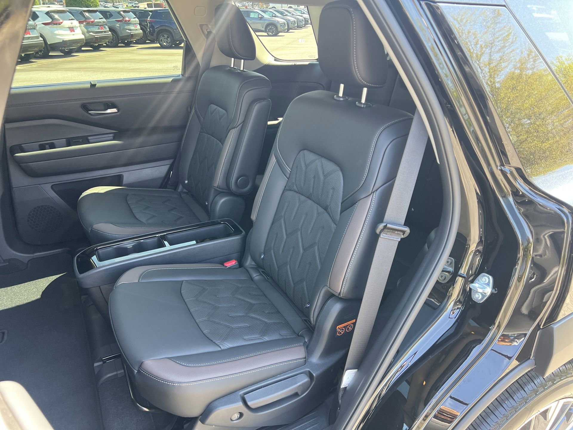 New 2026 Nissan Pathfinder Platinum image 20