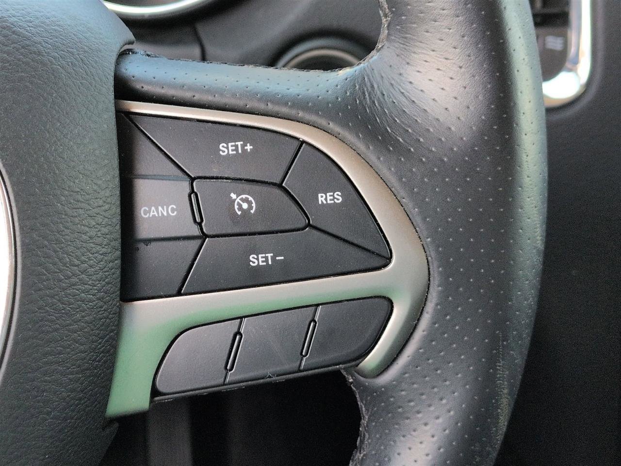 Used 2018 Dodge Durango AWD image 19