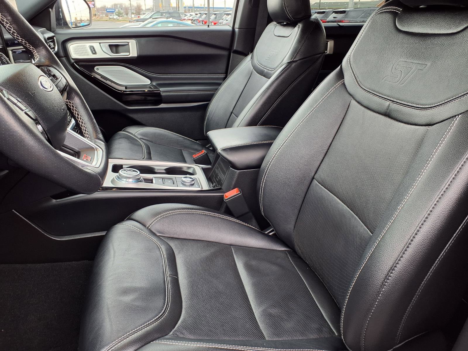 Used 2023 Ford Explorer ST w/ Equipment Group 401A AWD/4WD image 3