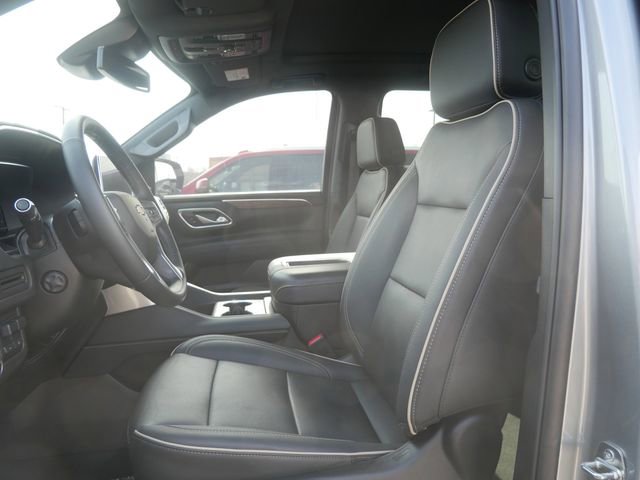 Used 2024 Chevrolet Suburban Premier w/ Max Trailering Package image 11