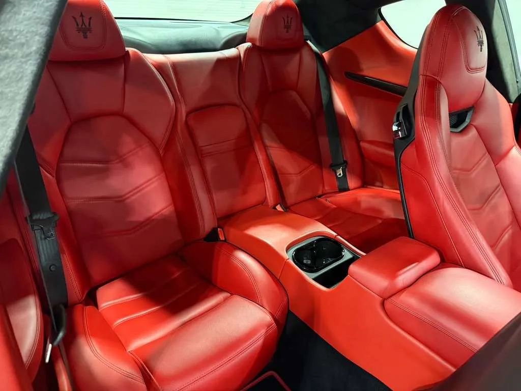 Used 2018 Maserati GranTurismo MC image 65