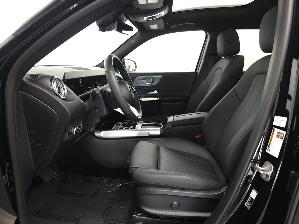 Certified 2026 Mercedes-Benz GLB 250 4MATIC image 7