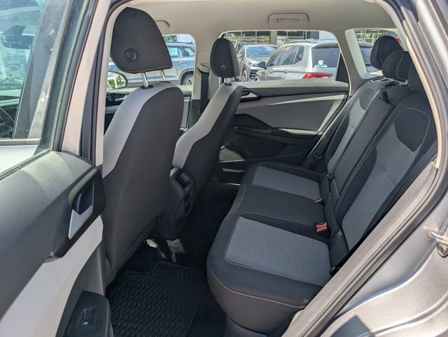Certified 2023 Volkswagen Taos S FWD image 13