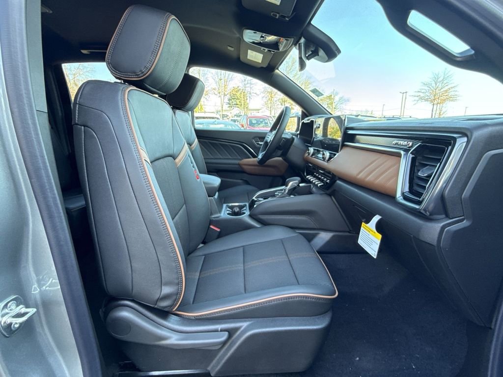 New 2026 GMC Canyon AT4 image 26