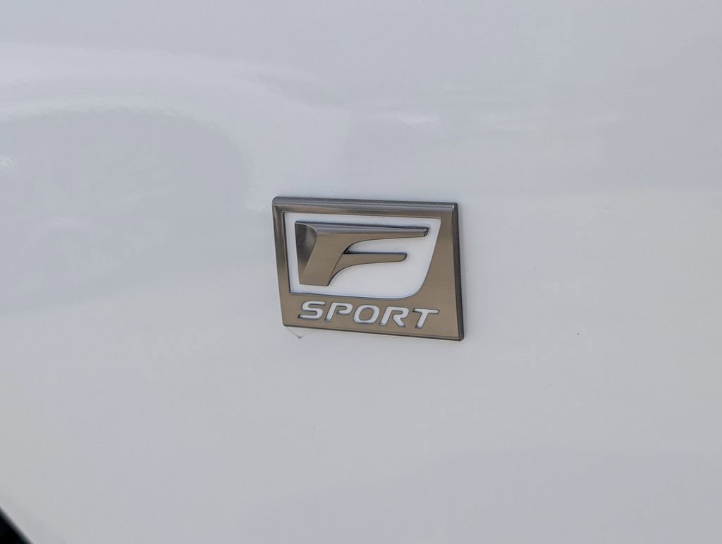 Used 2022 Lexus IS 350 F Sport RWD image 28