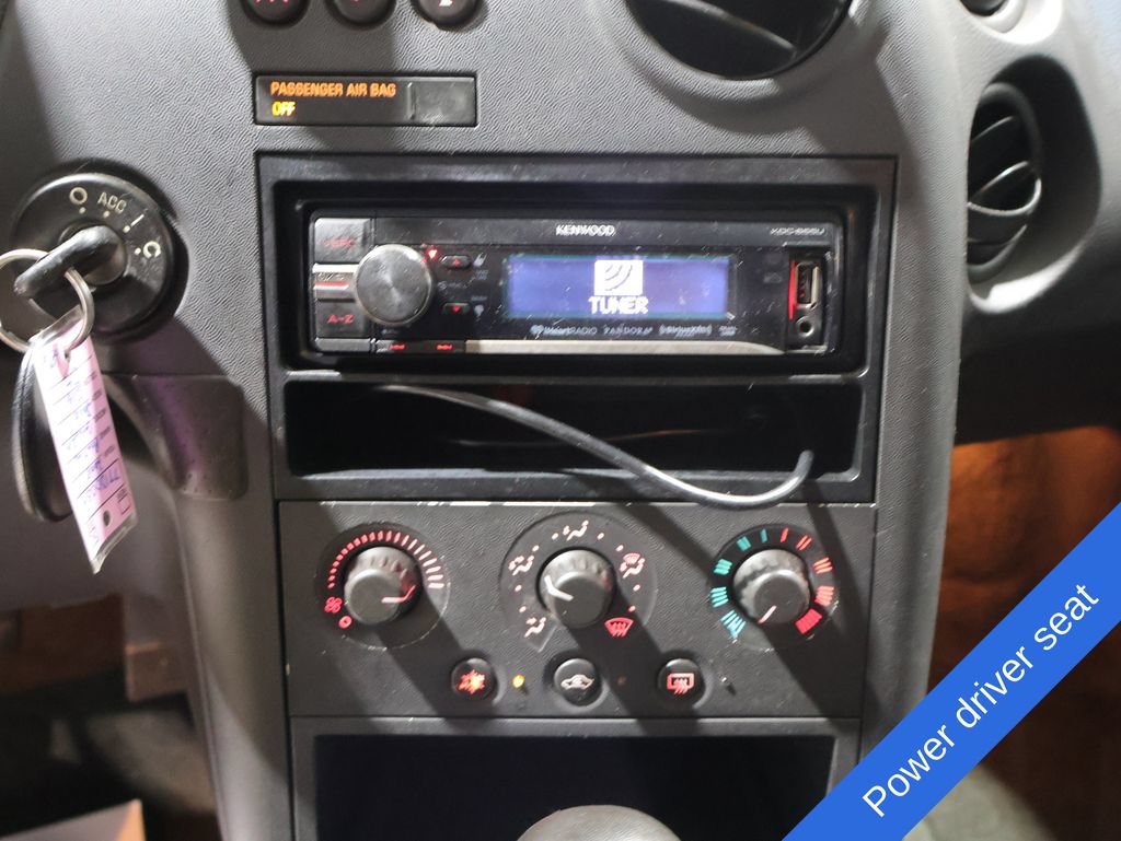 Used 2008 Pontiac Grand Prix FWD image 6