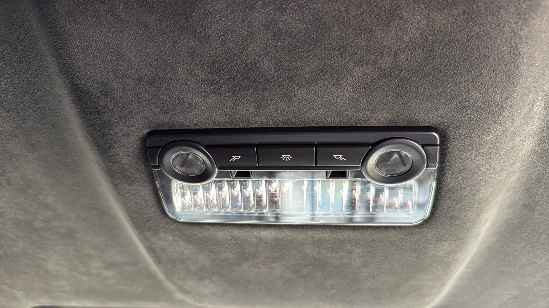 Used 2016 BMW M5 w/ Competition Package image 28