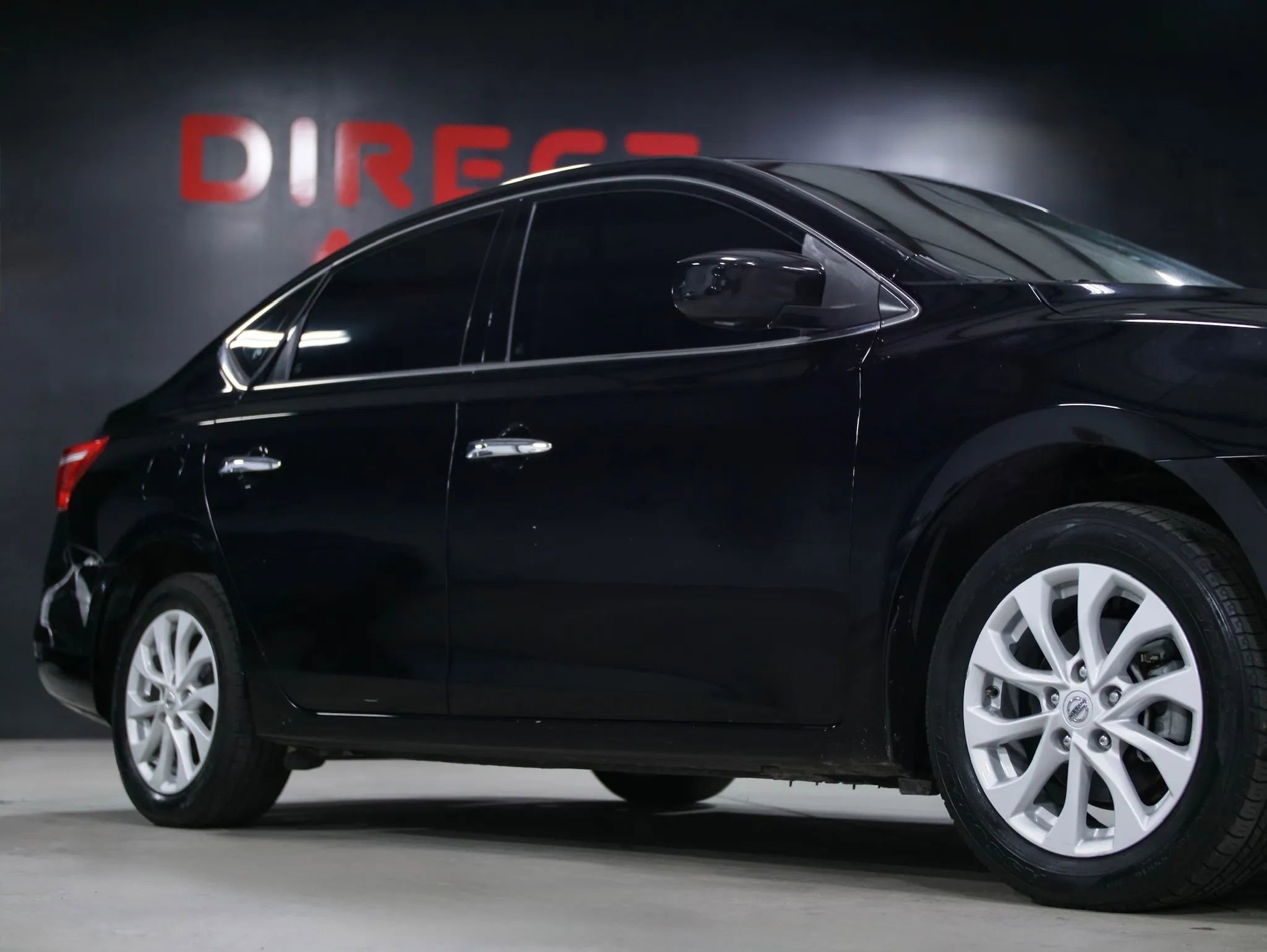 Used 2019 Nissan Sentra SV FWD image 4