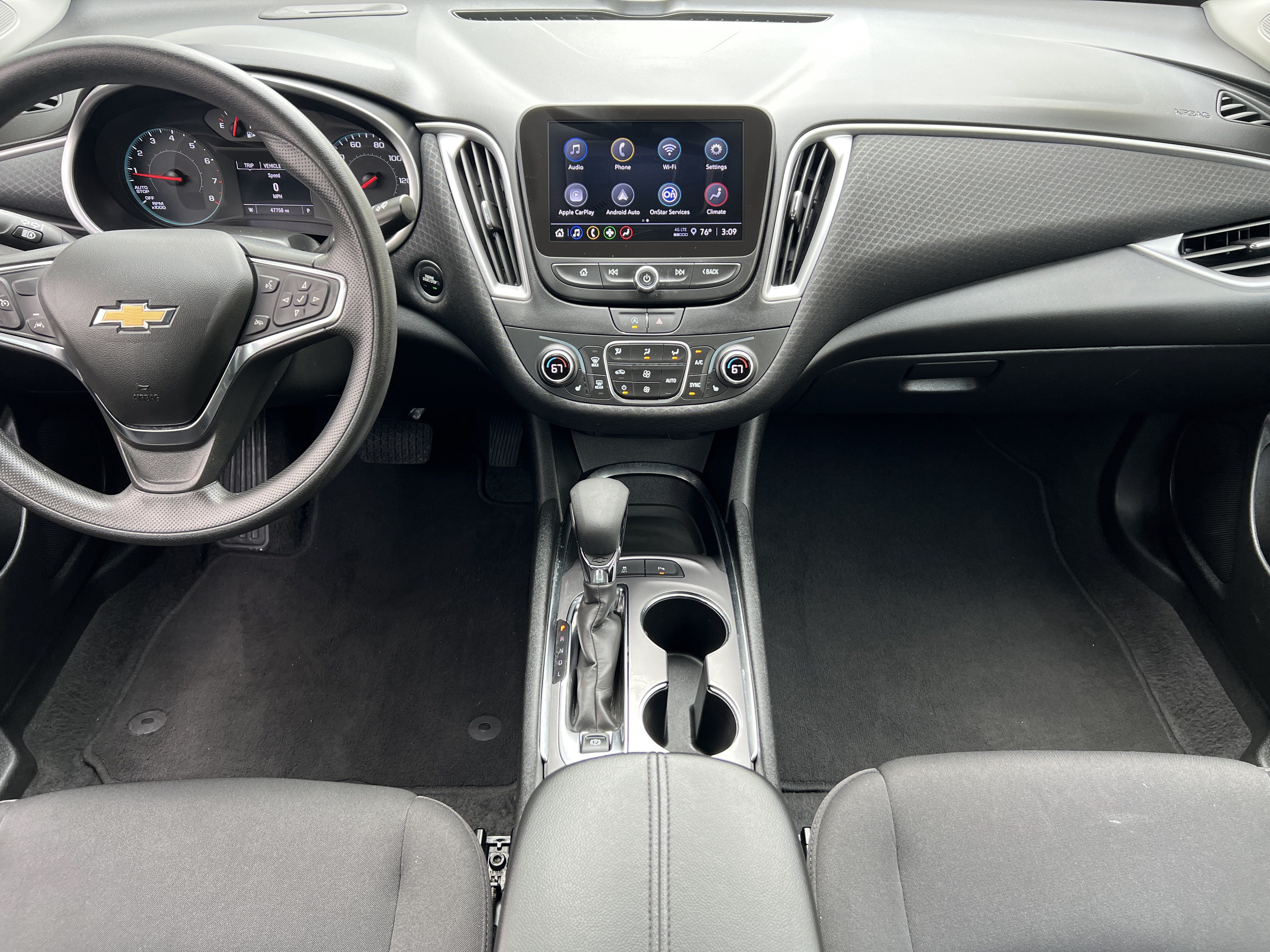 Used 2025 Chevrolet Malibu LT FWD image 32