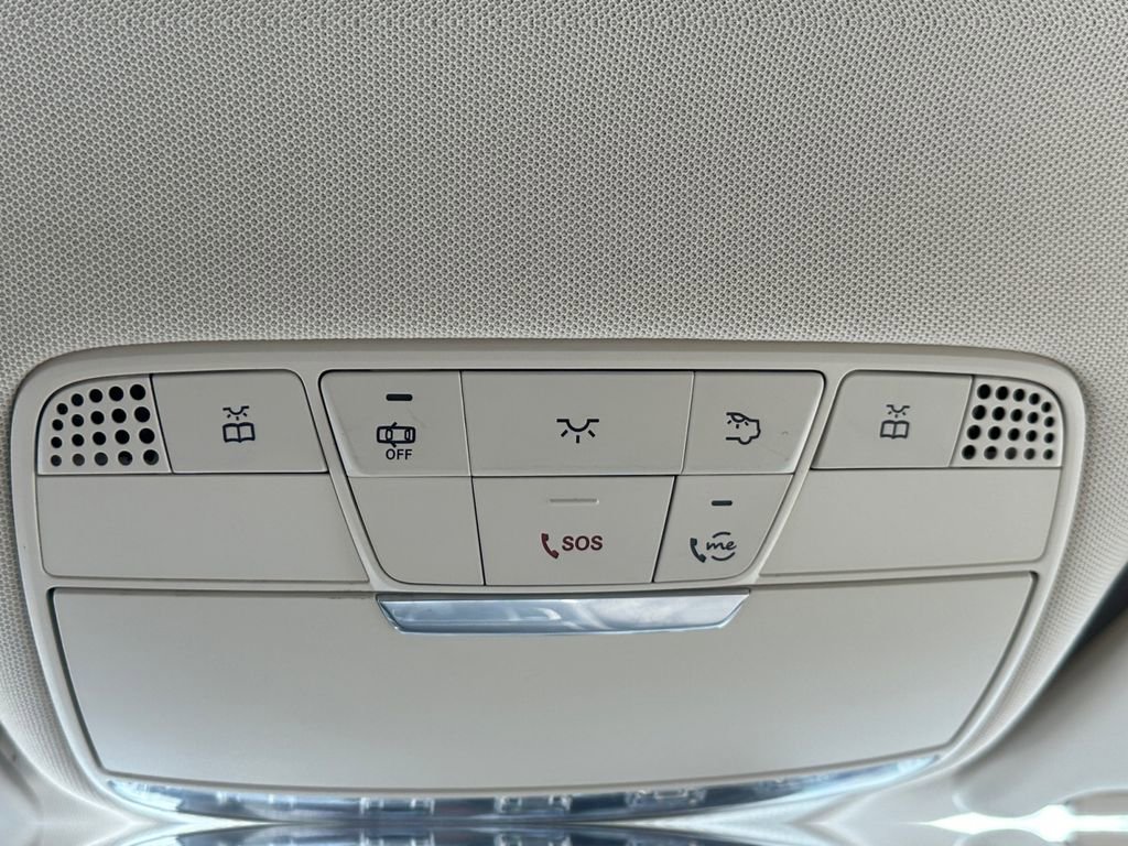 Used 2021 Mercedes-Benz GLC 300 image 20