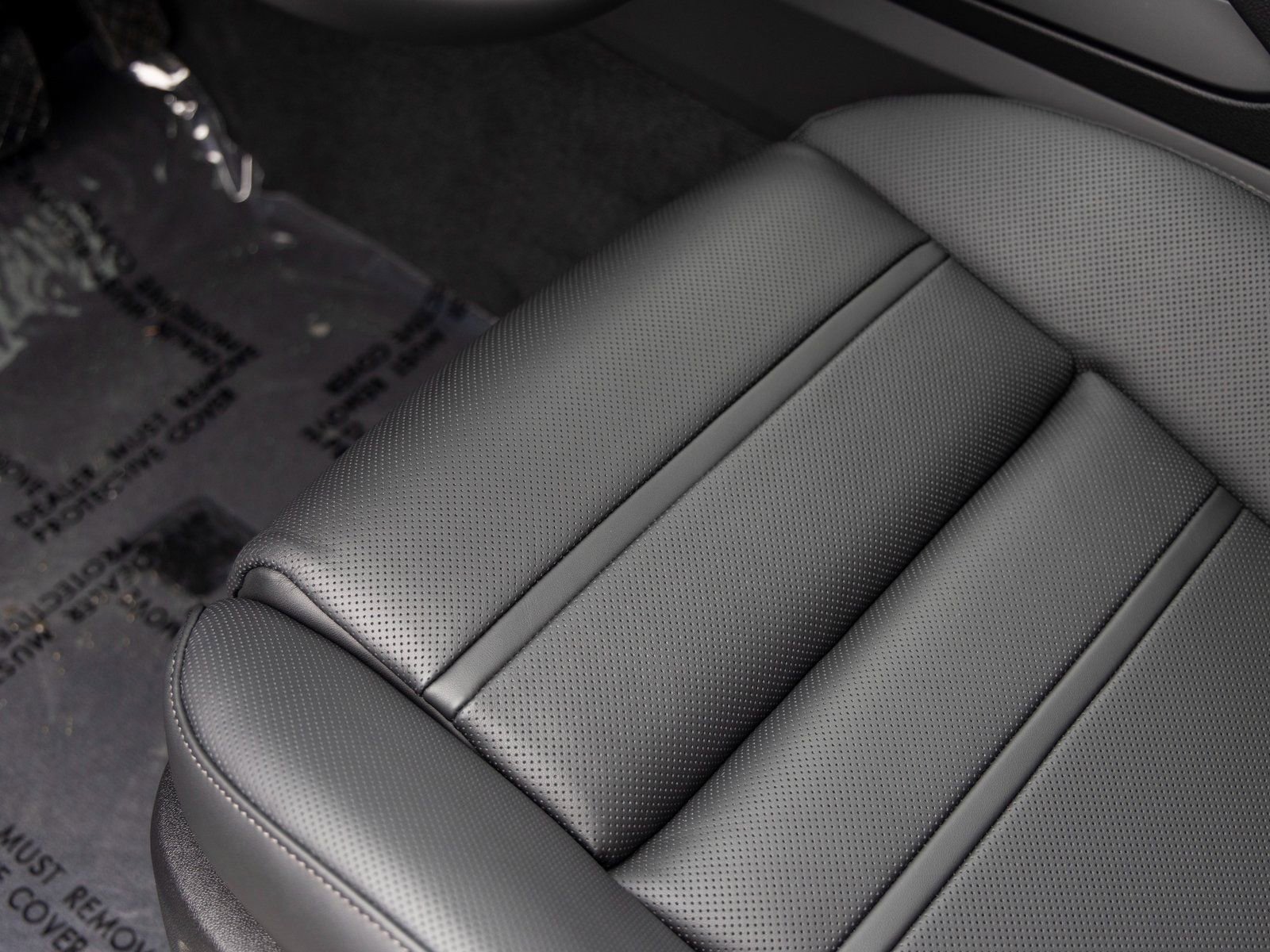 New 2026 Porsche Cayenne Coupe image 26