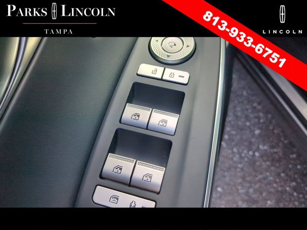 Used 2023 Genesis GV70 2.5T w/ Sport Prestige Package AWD/4WD image 18