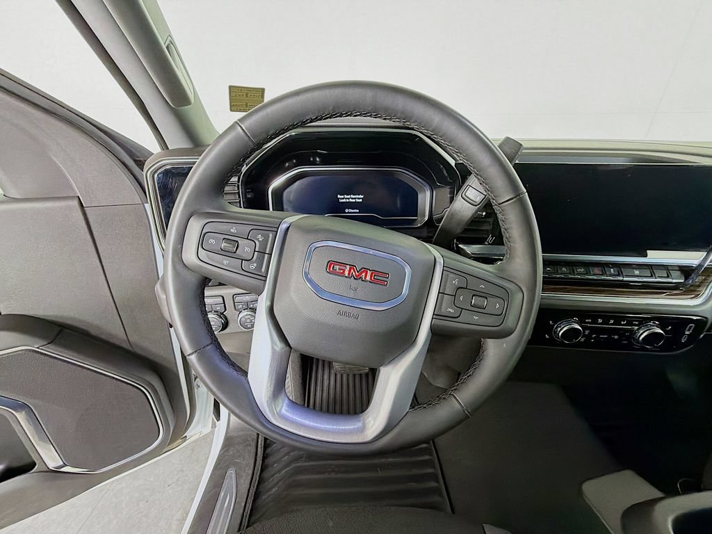 Used 2024 GMC Sierra 1500 Elevation AWD/4WD image 13