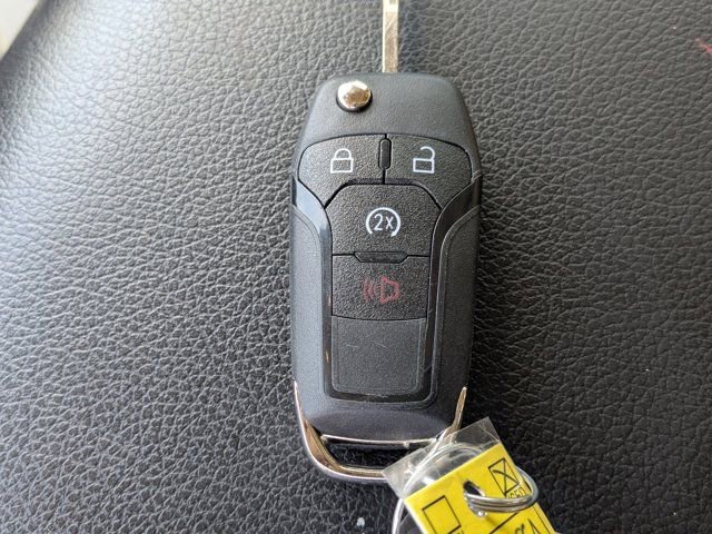 Used 2021 Ford F250 Lariat w/ Lariat Value Package image 28