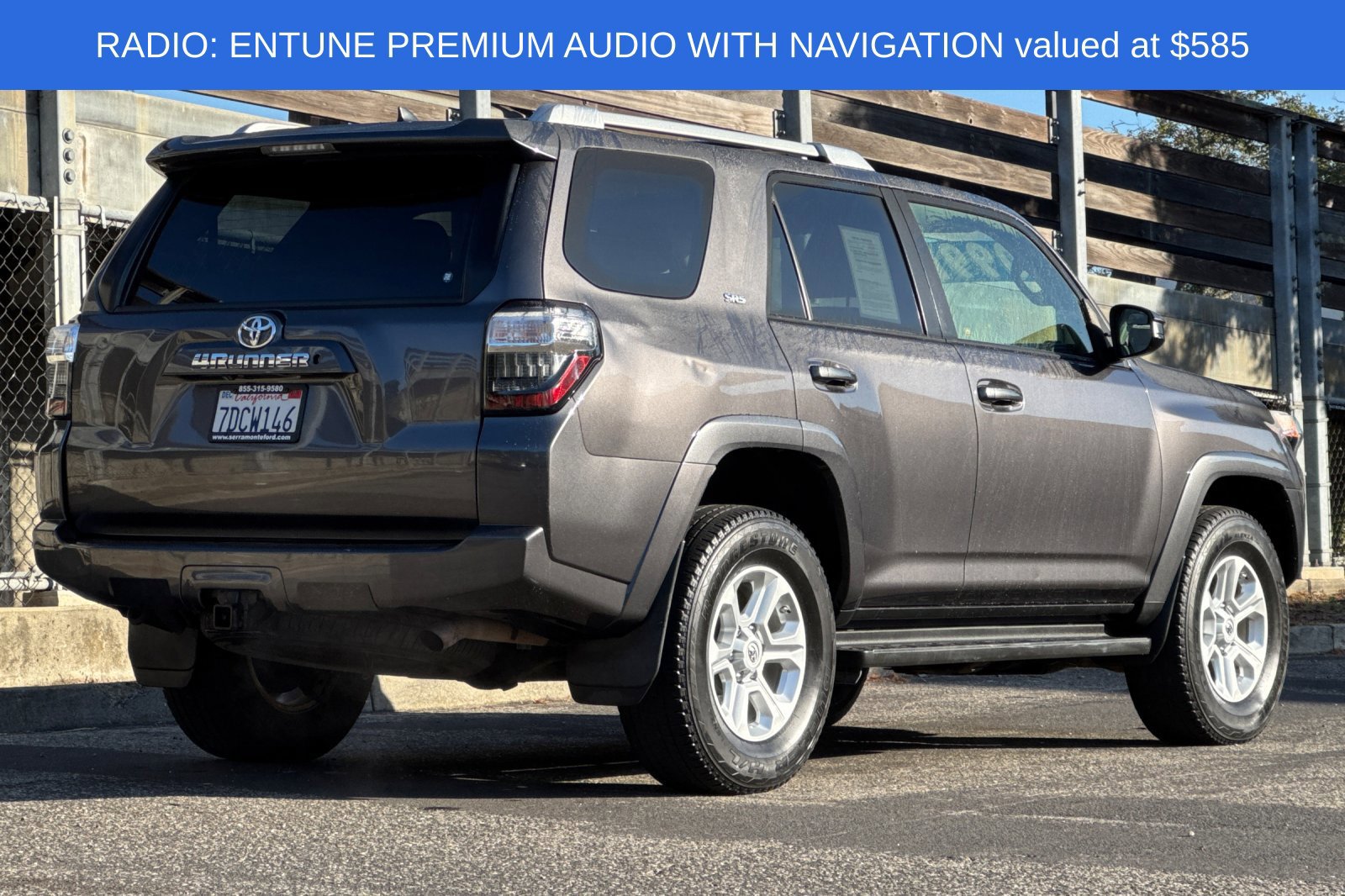 Used 2014 Toyota 4Runner SR5 AWD/4WD image 5