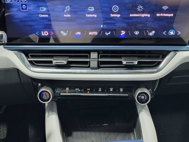 New 2026 Chevrolet Equinox EV LT FWD image 20