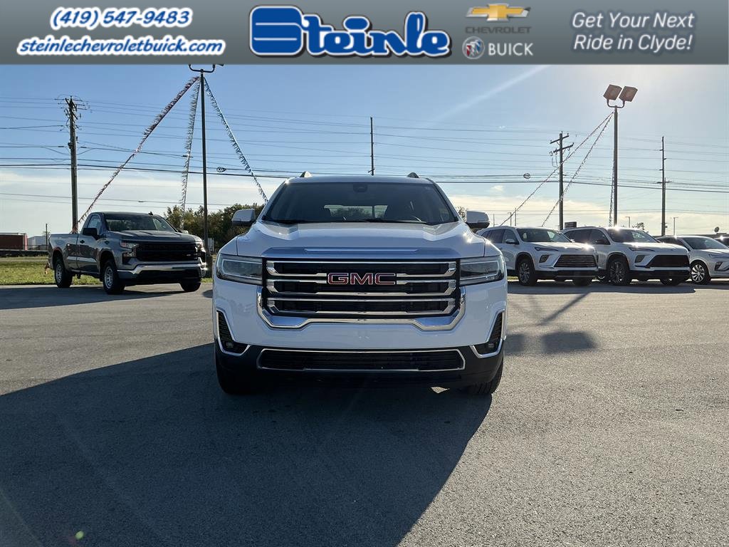 Used 2023 GMC Acadia SLT image 2