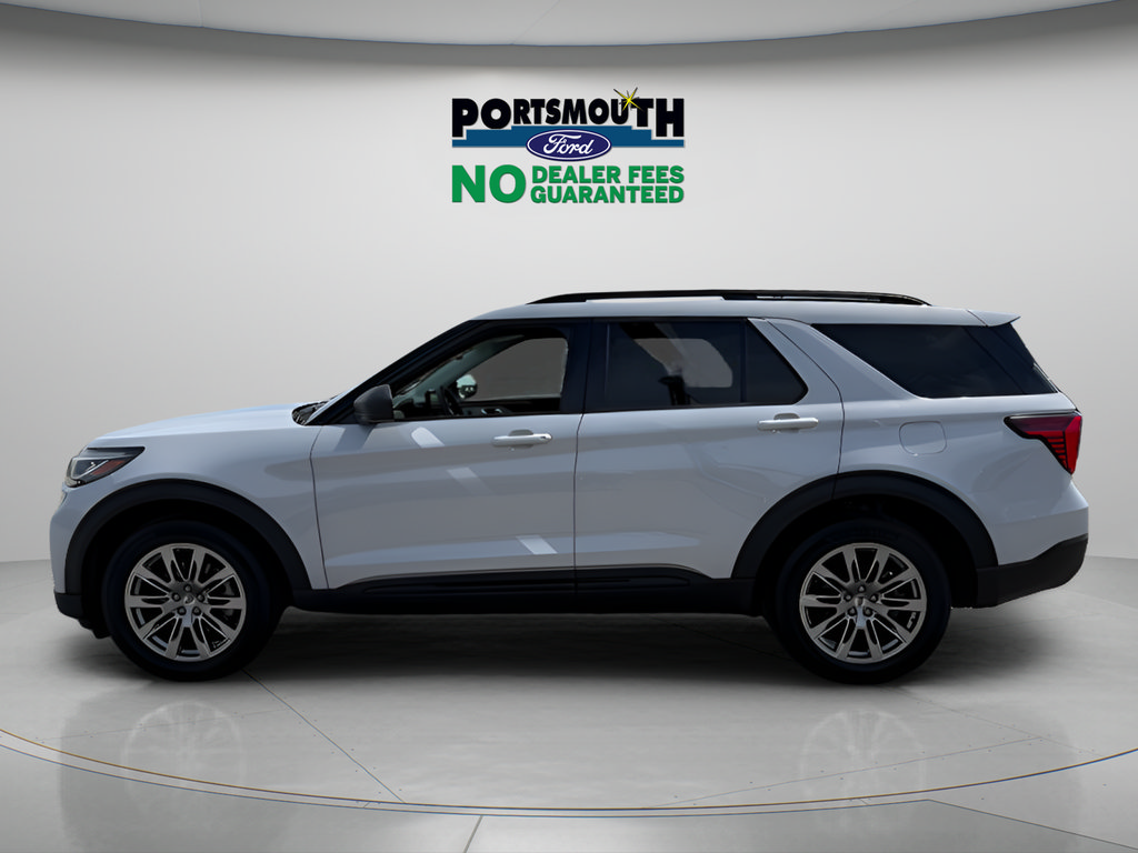 Used 2026 Ford Explorer Active w/ Active Comfort Package AWD/4WD image 2