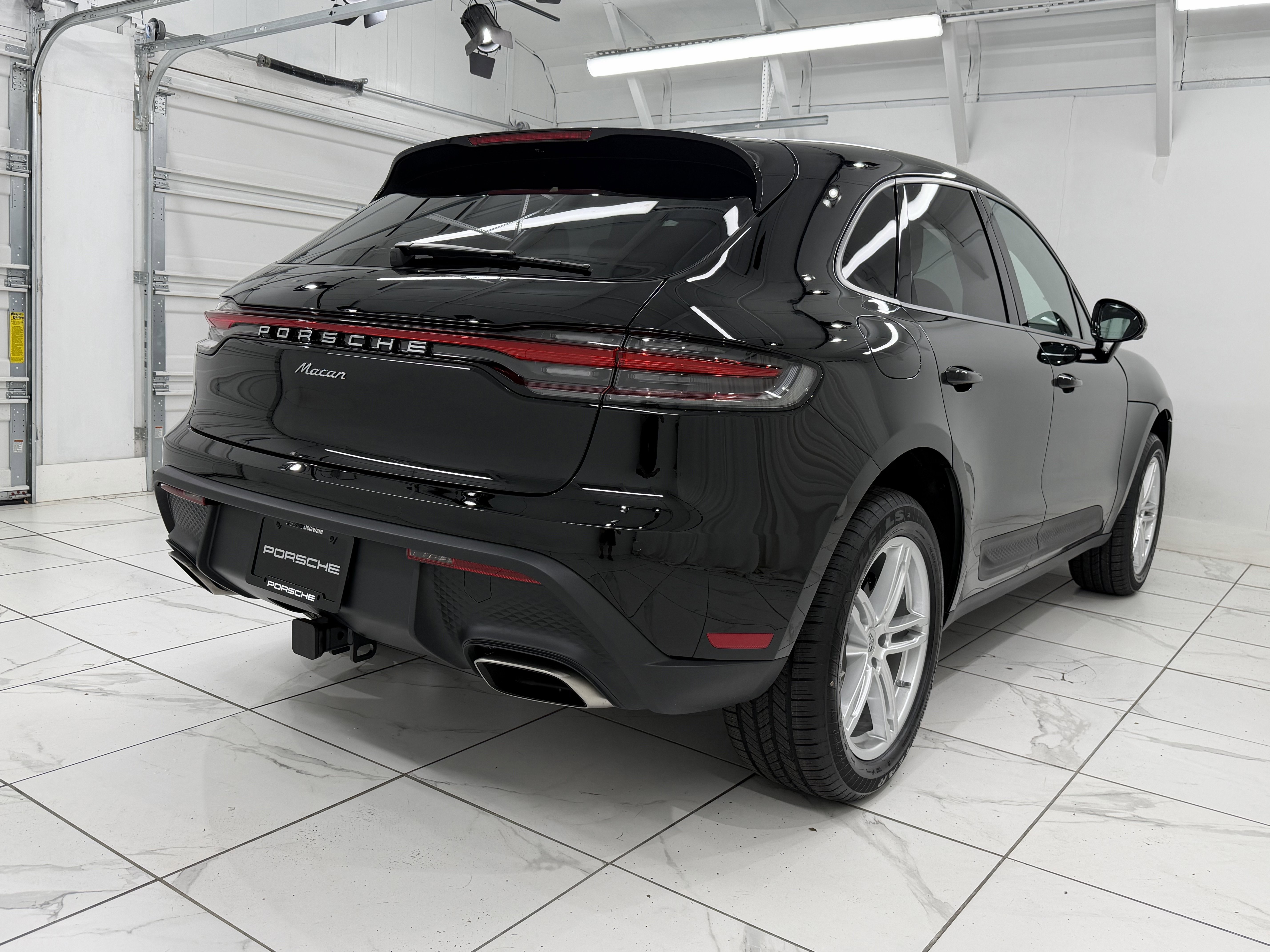 New 2026 Porsche Macan image 12