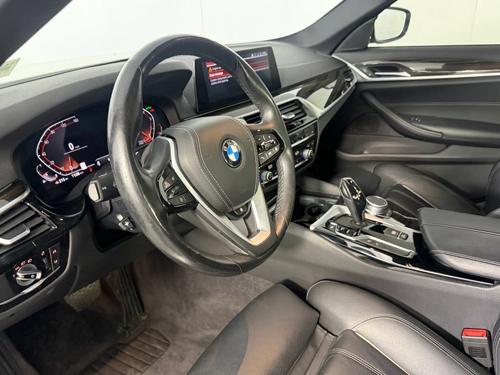Used 2020 BMW 540i w/ Convenience Package RWD image 11