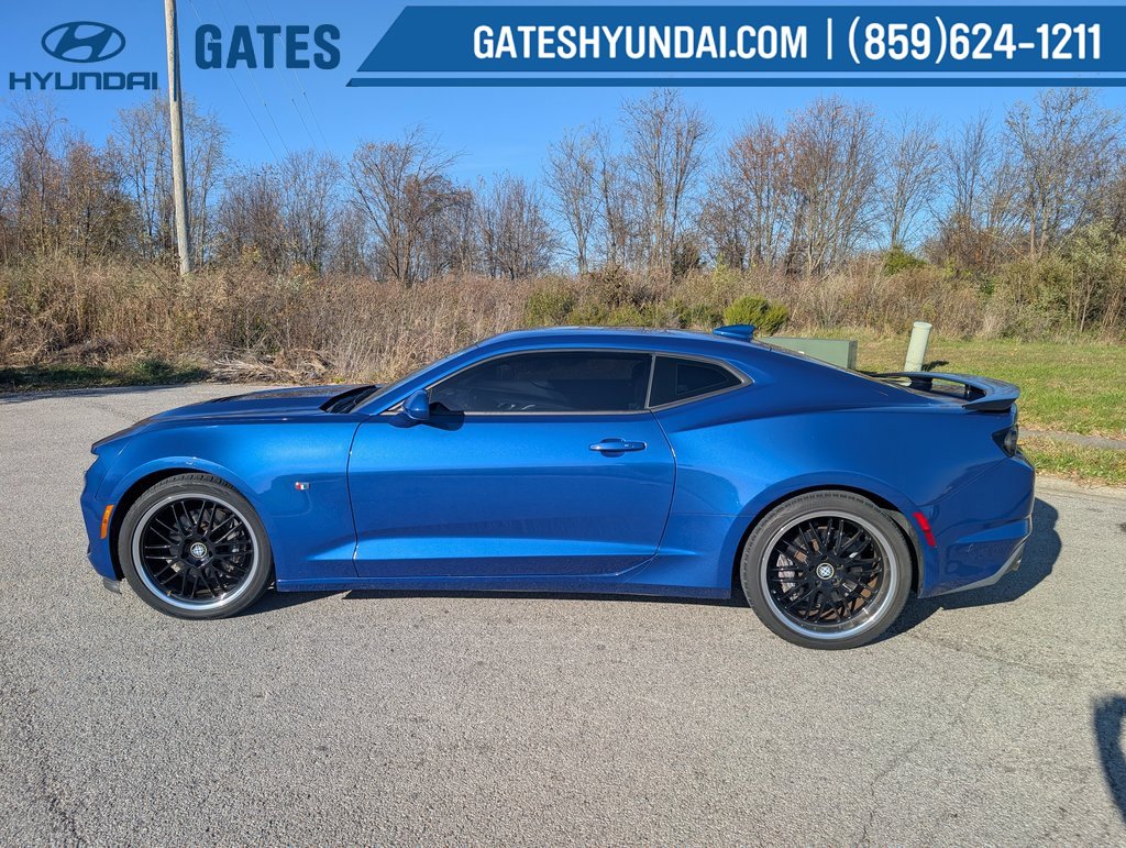 Used 2019 Chevrolet Camaro SS image 4