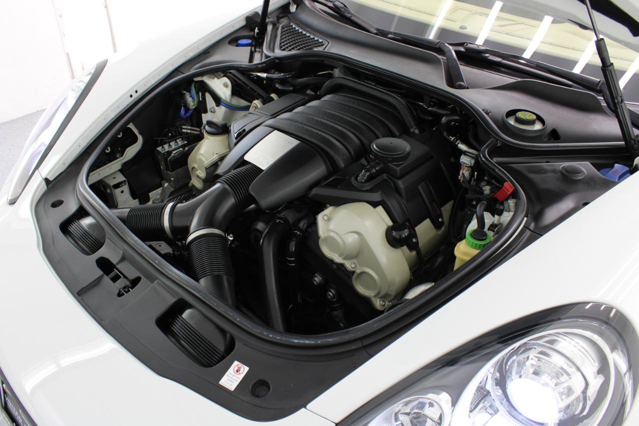 Used 2016 Porsche Panamera Edition image 76