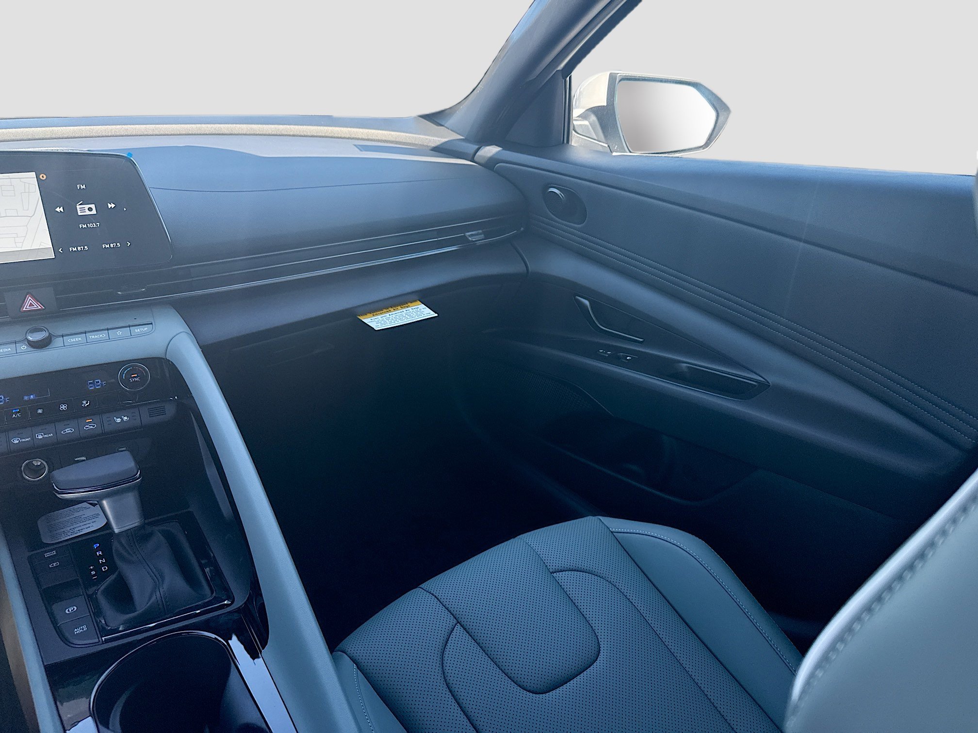 New 2026 Hyundai Elantra Limited image 18