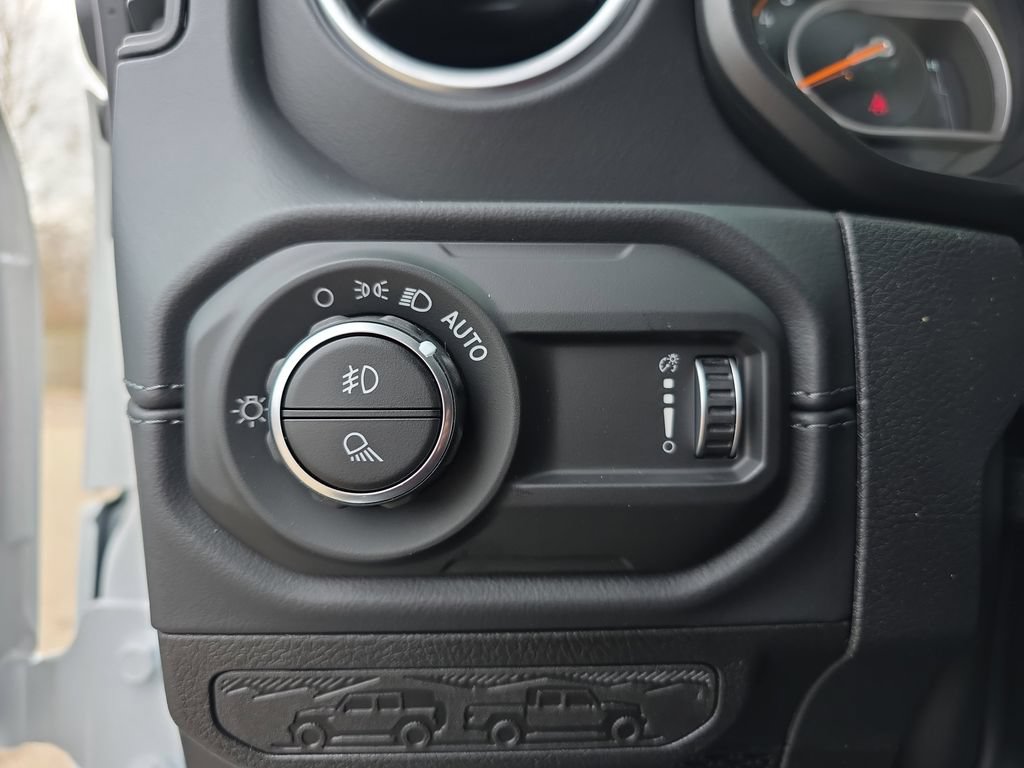 New 2026 Jeep Gladiator Sport AWD/4WD image 24