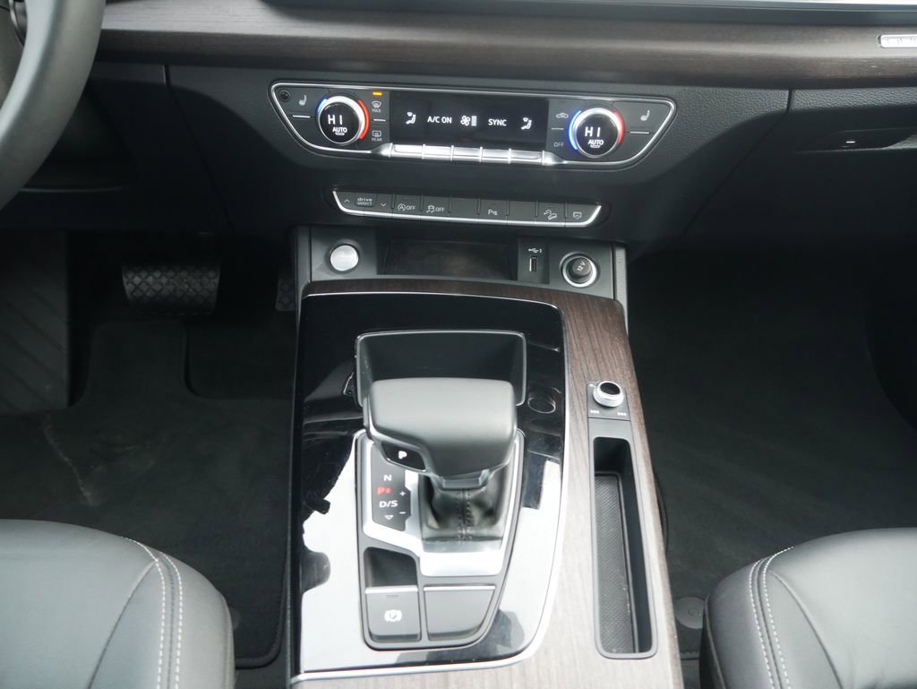Certified 2023 Audi Q5 2.0T Premium w/ Convenience Package image 41
