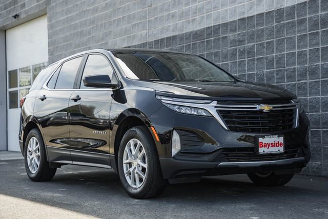 Used 2023 Chevrolet Equinox LT image 2