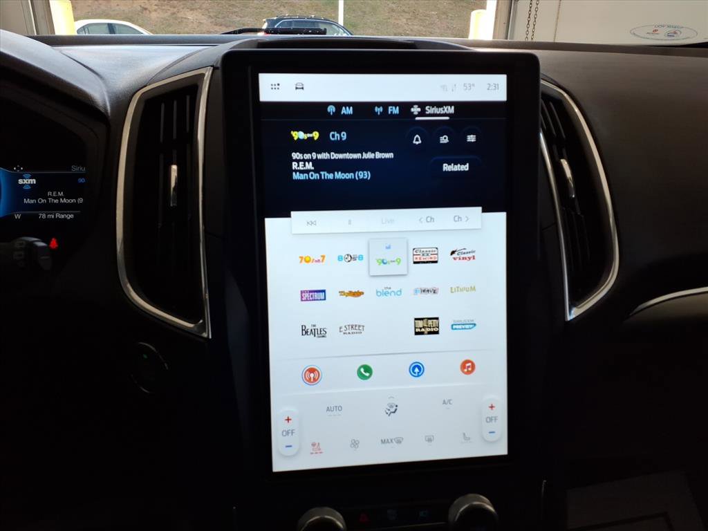 Used 2022 Ford Edge Titanium w/ Equipment Group 301A image 22