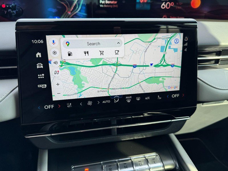 Used 2024 Lincoln Nautilus Premier image 23