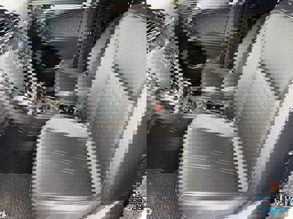 Used 2022 Volkswagen Tiguan SE image 12