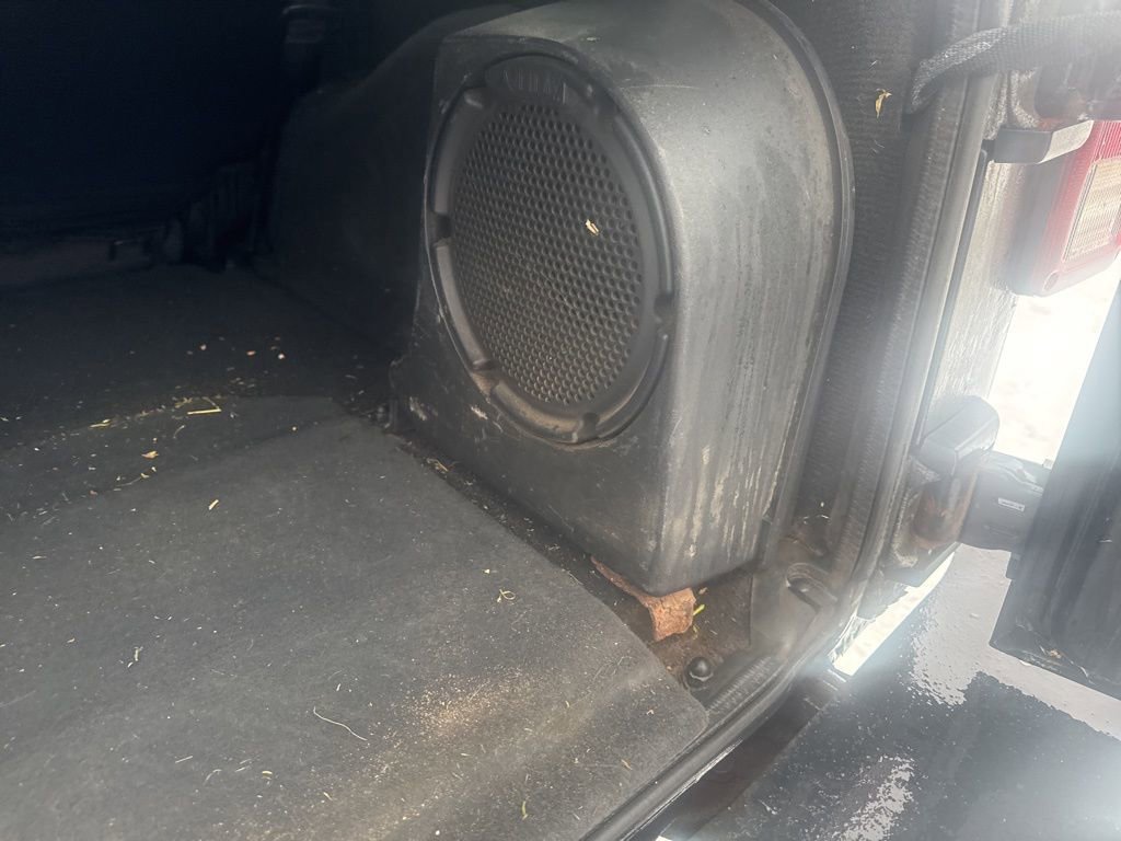 Used 2008 Jeep Wrangler Unlimited Sahara image 34