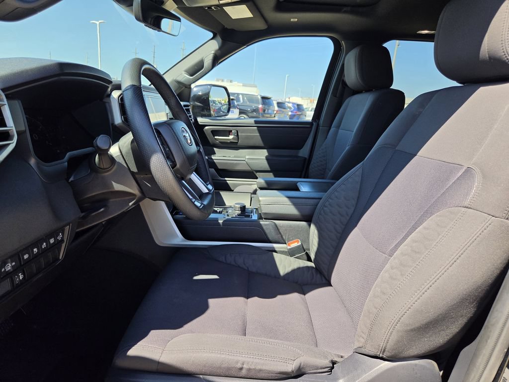 Used 2025 Toyota Sequoia SR5 AWD/4WD image 26