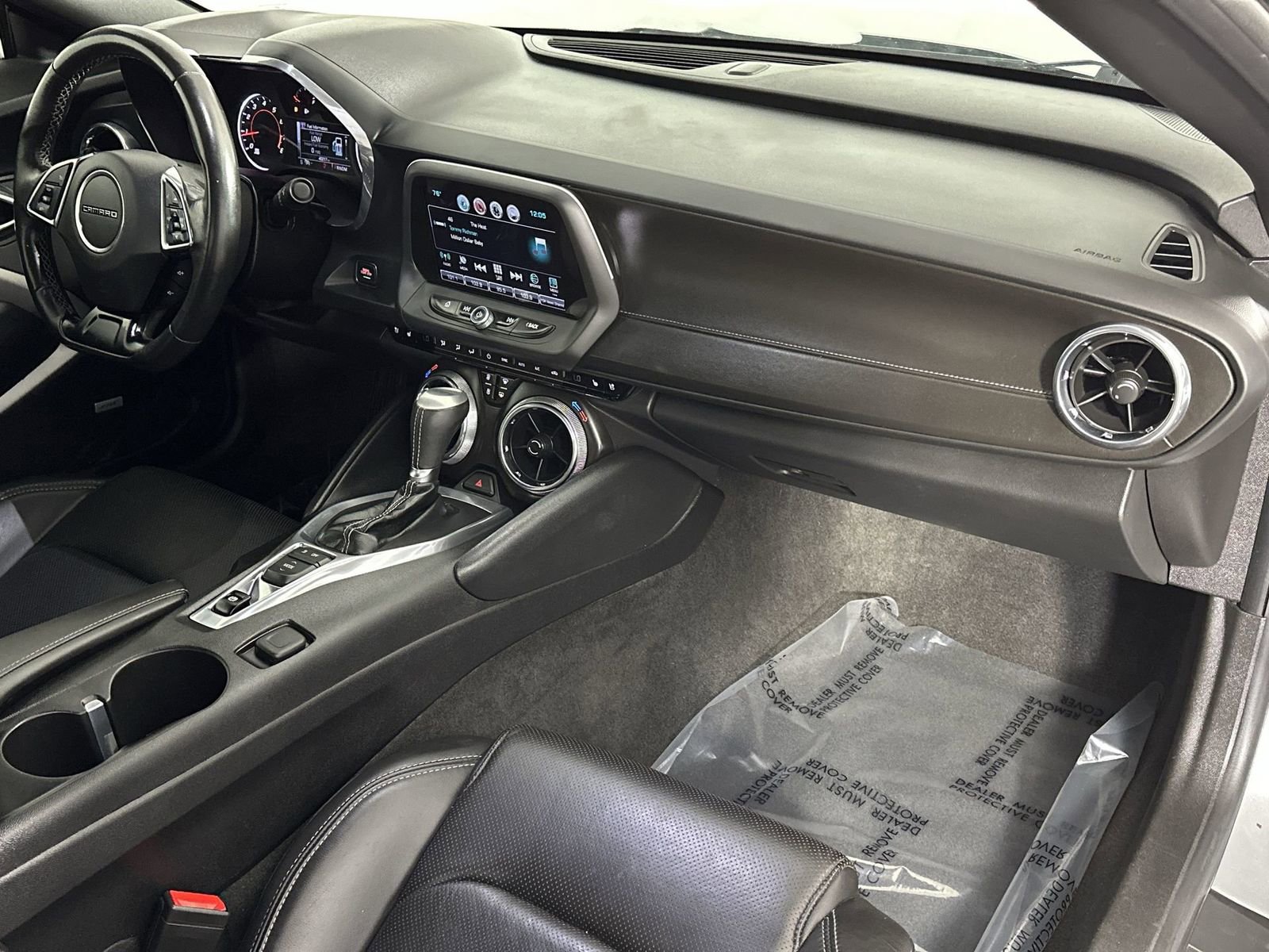 Used 2018 Chevrolet Camaro LT image 33