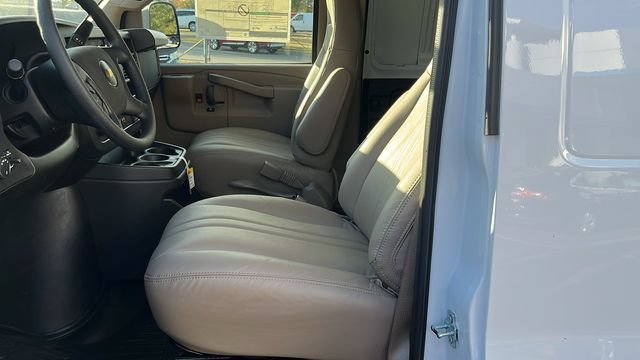 New 2025 Chevrolet Express 2500 Extended w/ Safety Package RWD image 22