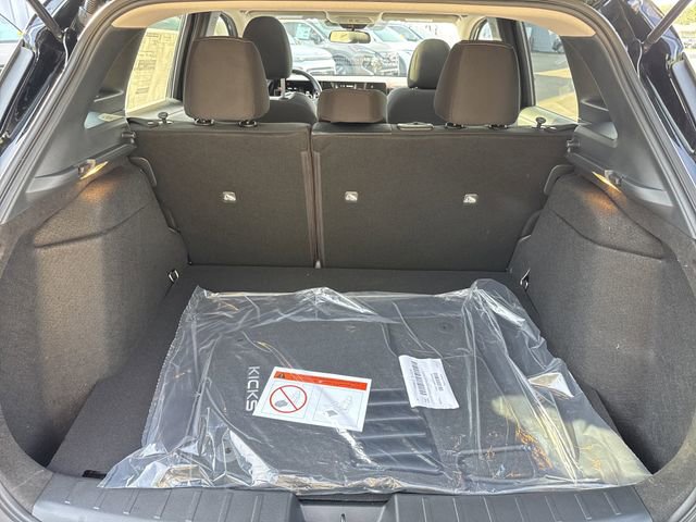 New 2026 Nissan Kicks SV w/ SV Premium Package image 15