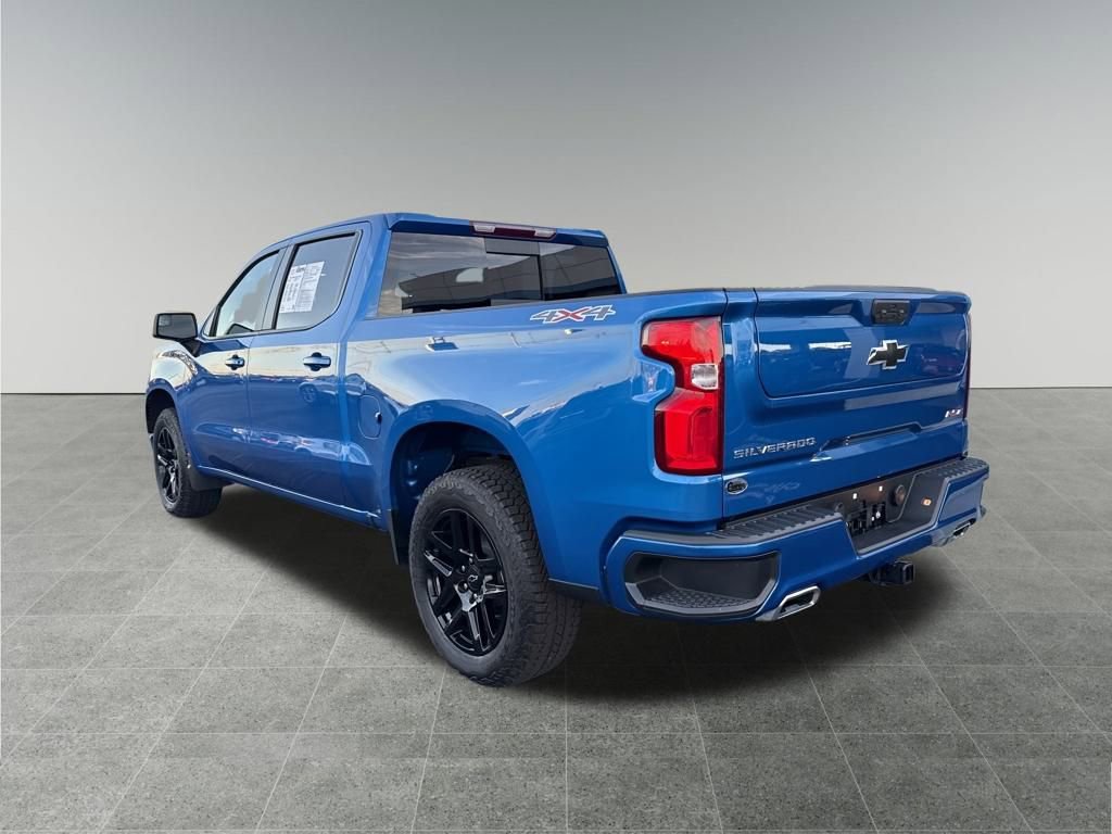 Used 2024 Chevrolet Silverado 1500 RST w/ Convenience Package II image 3
