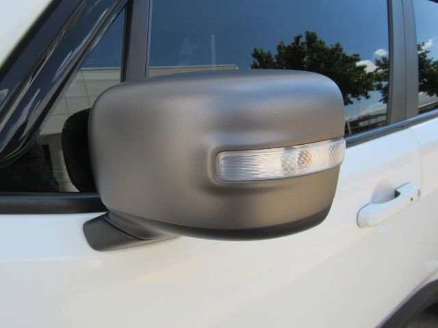 Used 2019 Jeep Renegade Limited image 18