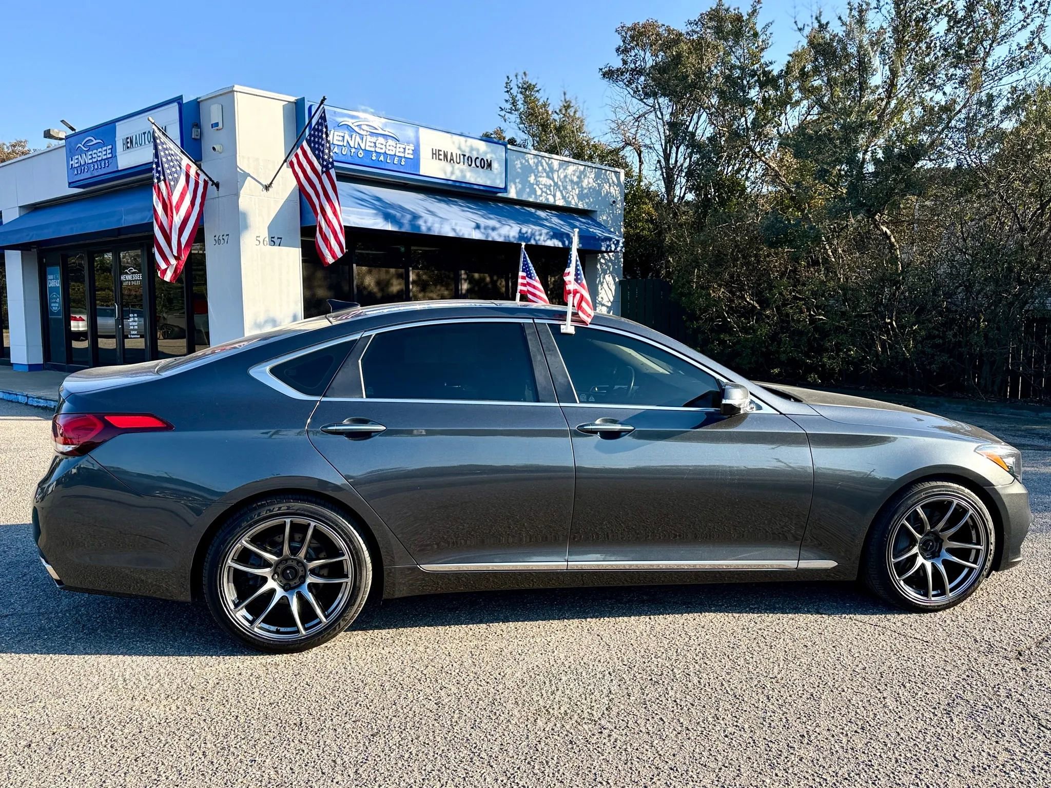 Used 2018 Genesis G80 3.8 w/ Option Group 03 image 12