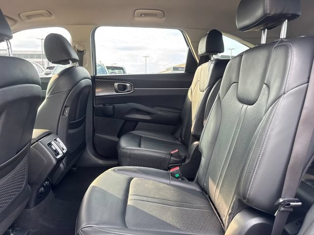 Used 2022 Kia Sorento S FWD image 9