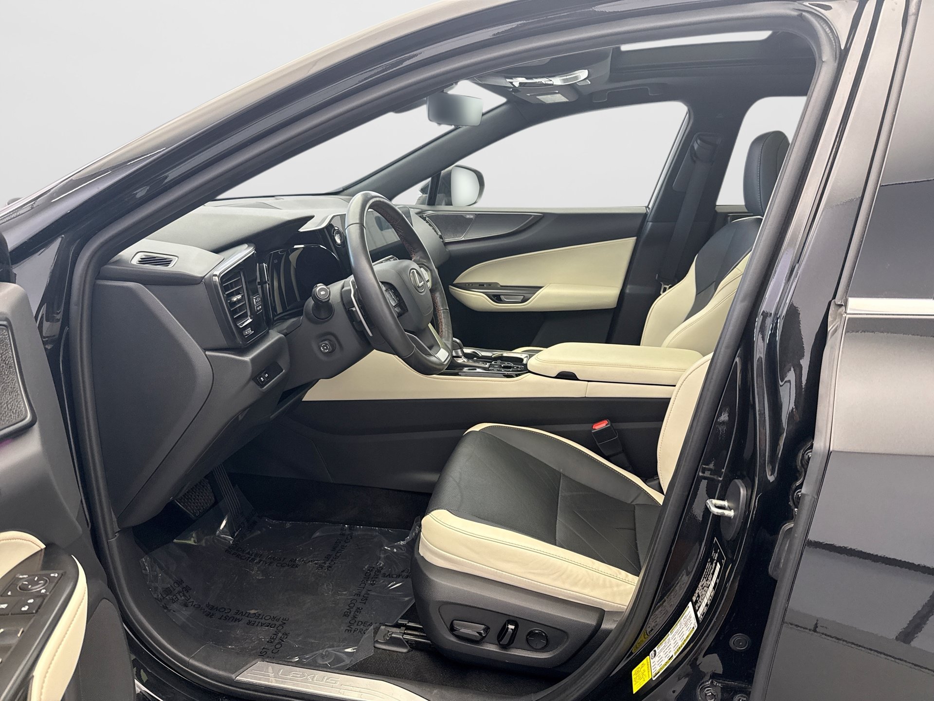 Used 2024 Lexus NX 350 AWD w/ Vision Package image 11