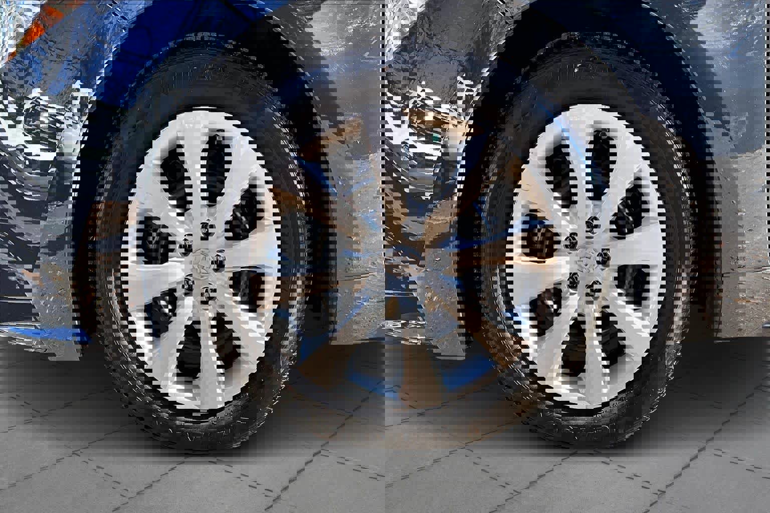 Certified 2023 Toyota Corolla LE image 10